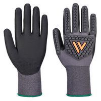 Nitrilové rukavice Grip 15 Impact, černá