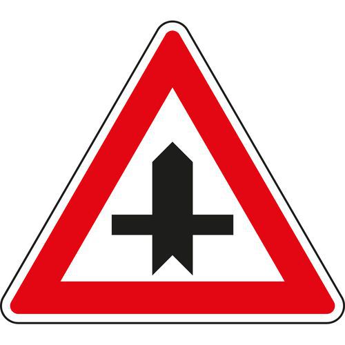 Dopravní značka Křižovatka s vedlejší pozemní komunikací (P1)