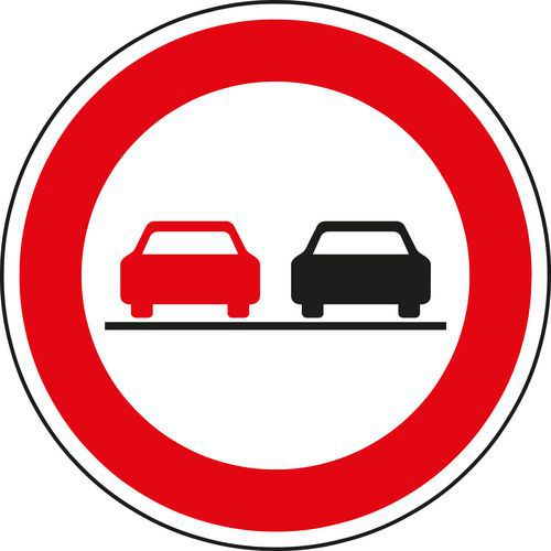 Dopravní značka Zákaz předjíždění (B21a)