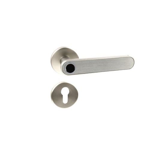 Chytré kliky „Smart Touch Handle“ ovládané otiskem prstu, chytrým telefonem přes Bluetooth nebo PIN kódem