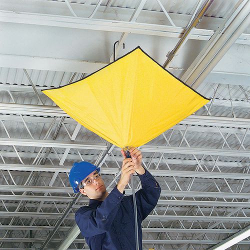 Systém pro odvádění úniku vody ze střech – deštníkový tvar
