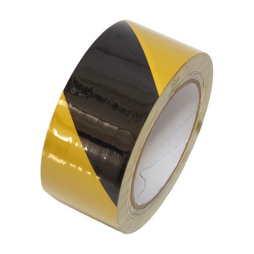 Páska výstražná, lepicí, PVC, černo – žlutá, 50 mm x 33 m