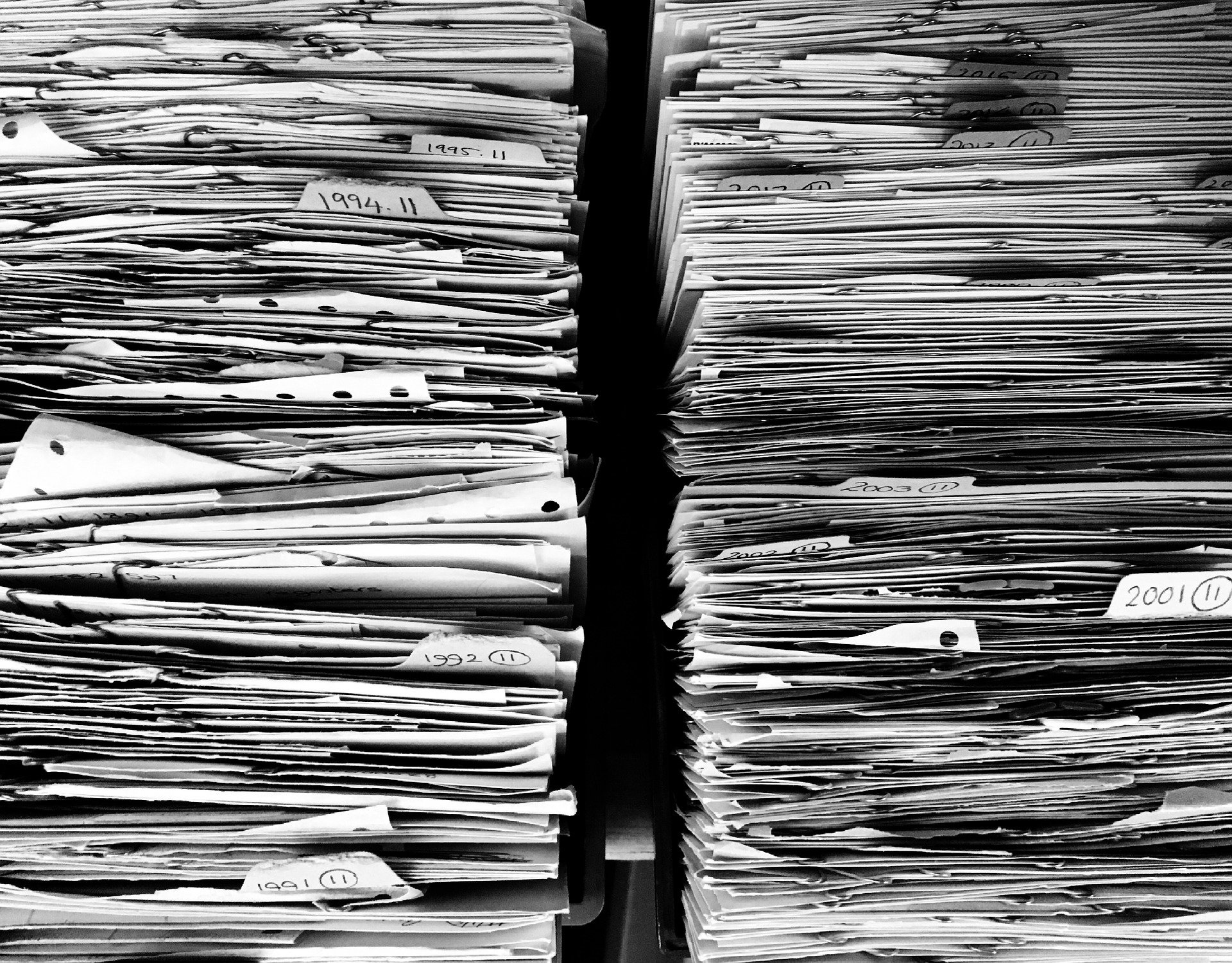 Pořádek v dokumentech: jak dlouho je archivovat a kam je v kanceláři uložit