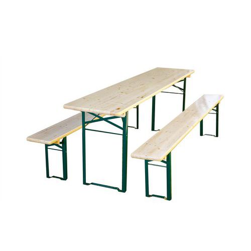 Lehký skládací set, ošetřený proti nepříznivým povětrnostním vlivům.